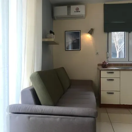 Irini Апартаменты *